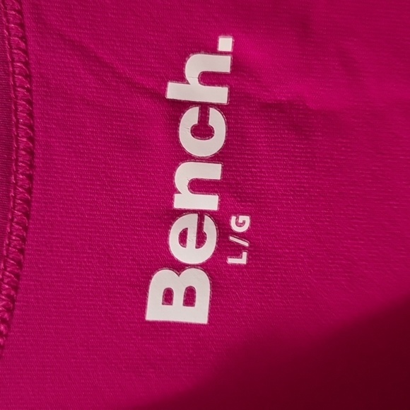 🟡Bench Tank top - Picture 3 of 7